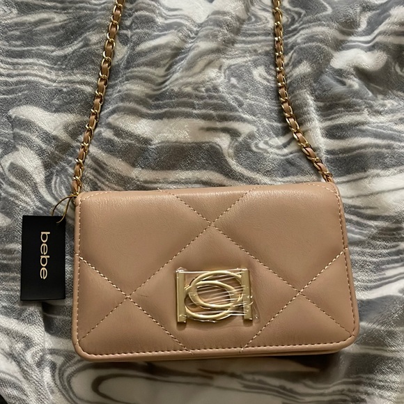 Brand New Bebe Gio Flap Crossbody Blush - Picture 1 of 9